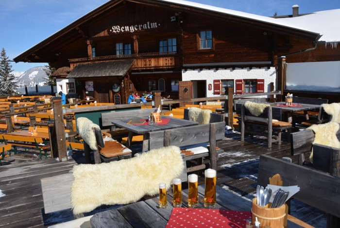 Winter auf der Wengeralm direkt im Skigebiet und an der Skipiste - die Sonnenterrasse